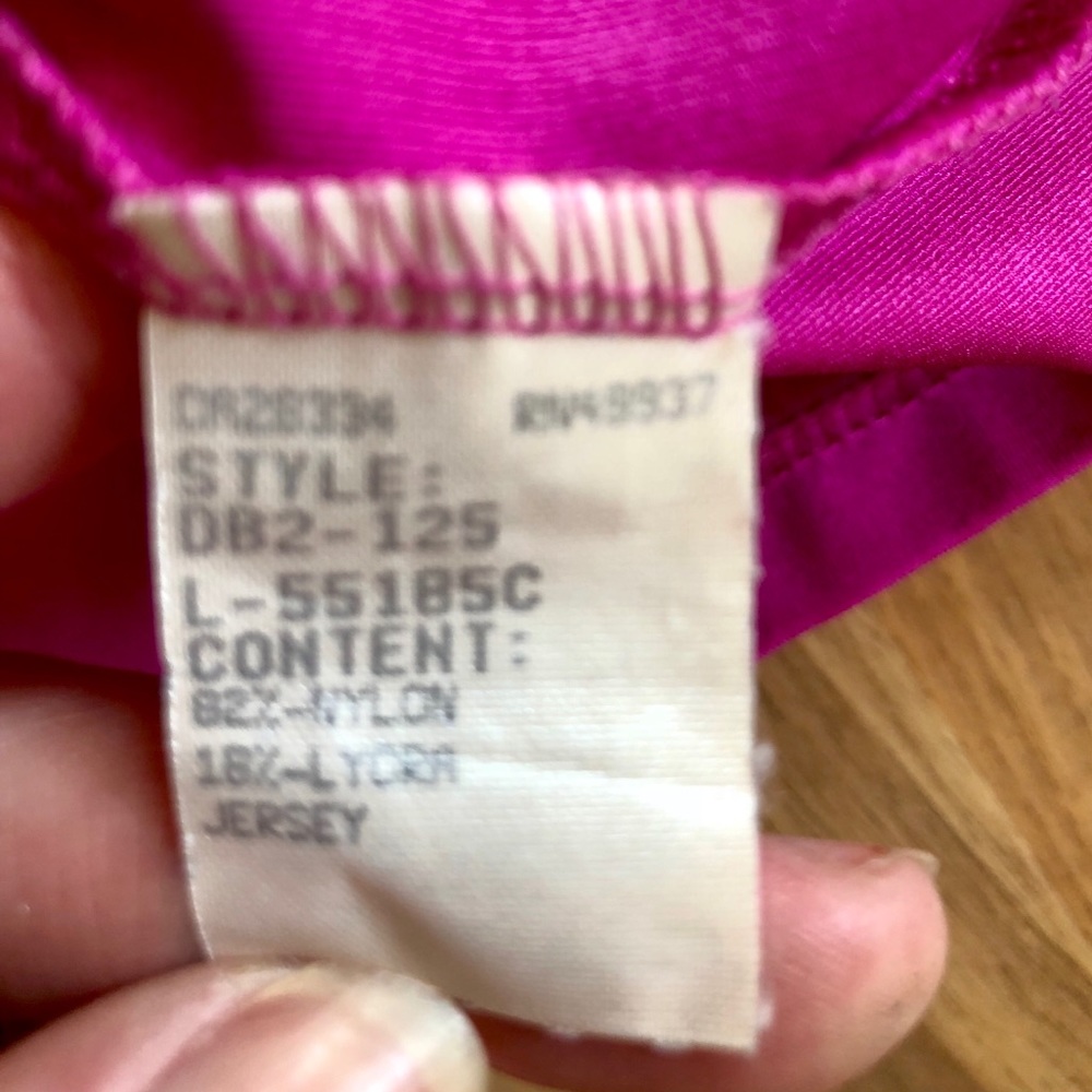 Tail Tech Performance Ladies Top In New Condition. - image 5